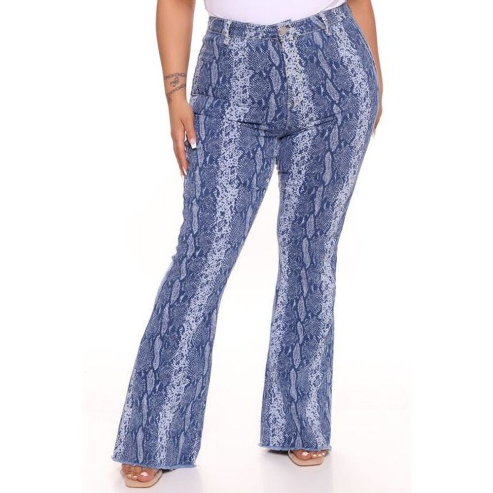 Fashion Nova Valentina High Rise Snake Print Flare Jeans Blue Wash Size 20